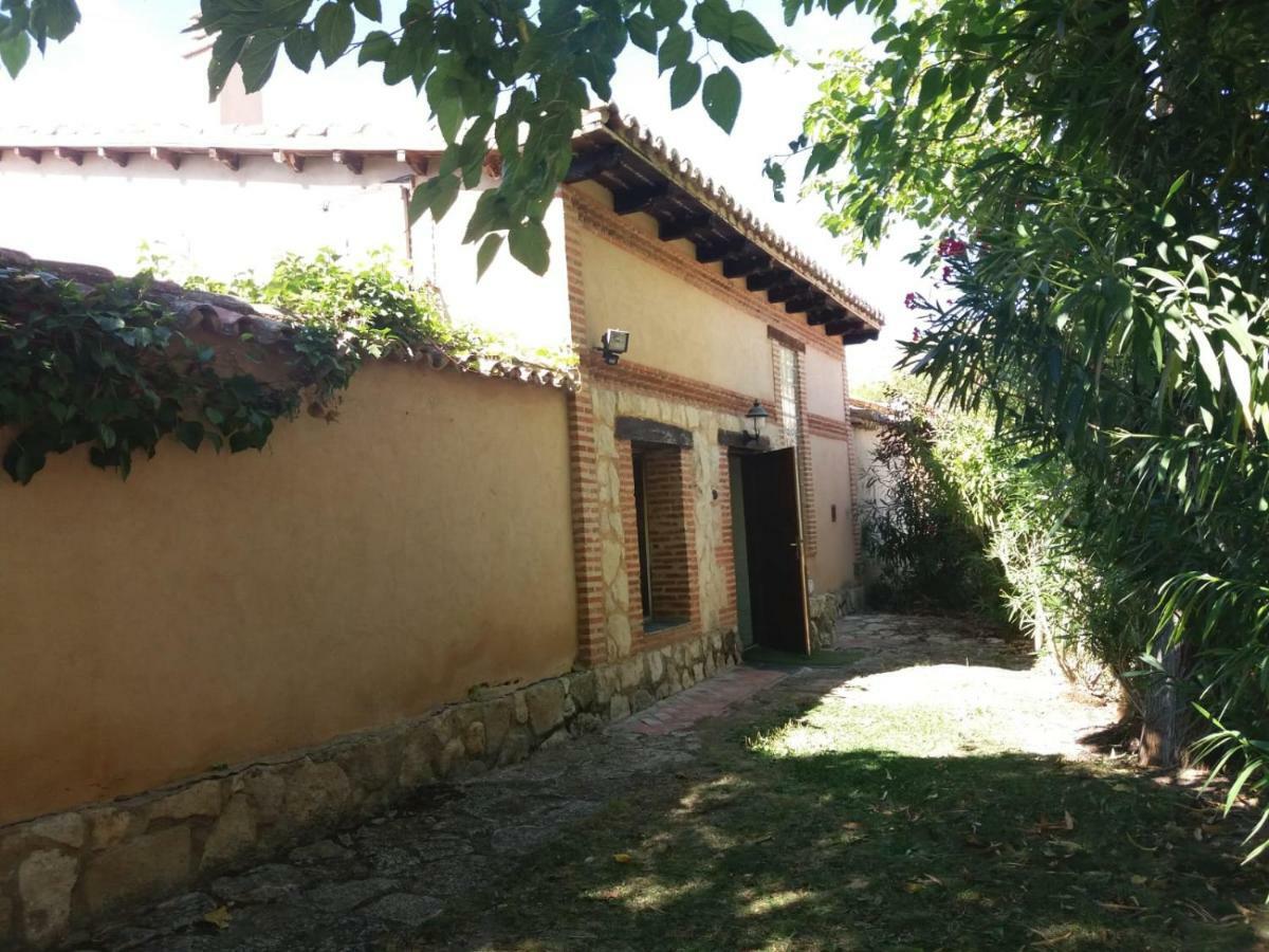 Casa Rural De Anil - Jardin Privado Velliza Exterior photo